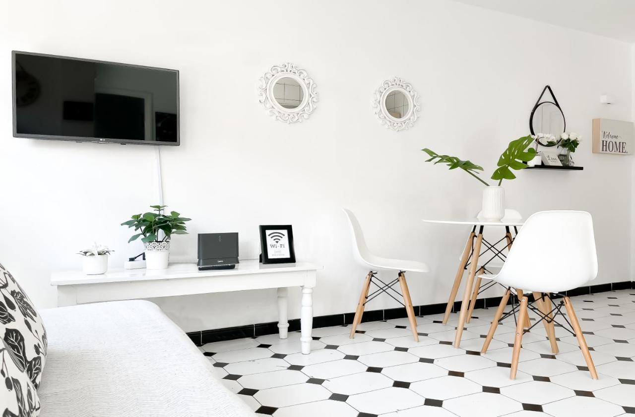 Central House コラレホ エクステリア 写真